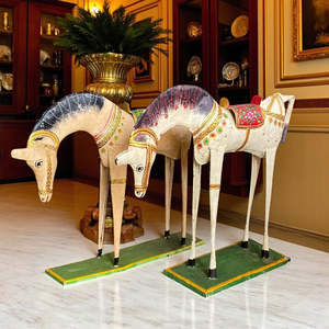 Producto de Arte Metálico: Caballo Pintado a Mano en Hierro - Product Image 2