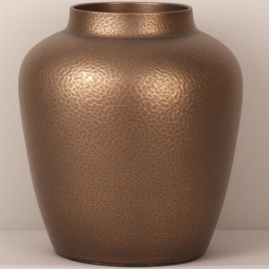 Luxury Inspired Metal <b>Vase</b> Featuring Antique Look Perfect For Elegant Flower Styling And Seasonal Interior Decoration Displays - Product Image 1