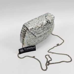 Tradebyd Sac à main métallique brillant pour filles Boîte de mariage Sac à main élégant pour événements spéciaux - Product Image 3