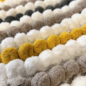 Vente en gros Tapis de bain touffeté en coton doux antidérapant imperméable à l'eau à grosses rayures pour hôtel ou maison - Product Image 1