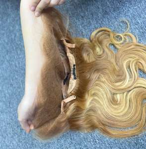 วิกผม100% บริสุทธิ์จากเวียดนามวิกผมดิบวิกผมลอนสีเปียโน HD เครื่องขยายลูกไม้สองชั้น100กรัม - Product Image 4