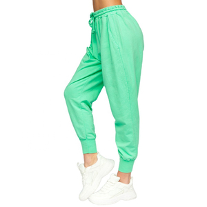 Pantalones de chándal holgados de cintura alta con logotipo personalizado para mujer, decoración de Color verde, Joggers de gran tamaño, pantalones con cordón de invierno de lana lisa - Product Image 1