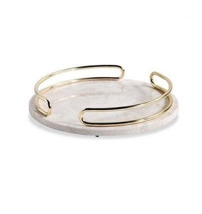 Plateau en marbre de forme ronde de la meilleure qualité plateau de service de nourriture ramadan au design attrayant pour accessoires de cuisine par le monde métallique indien - Product Image 2