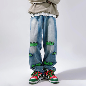 กางเกงยีนส์ทรงหลวมขาตรงผ้าเดนิมปักลายแนวสตรีทแวร์ผ้ากำมะหยี่ซักได้ - Product Image 1