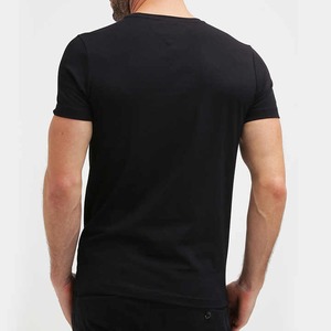 เสื้อยืดผู้ชายใหม่ทรงหลวมและใส่สบายไซส์ใหญ่แขนห้าหมุนมีฮู้ด