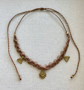 Collar de Macramé Hecho a Mano, Chapado en Oro de 14K/18K, Cordones de Colores Mezclados con Colgante de Latón, Ajustable, Talla Única - Product Image 5