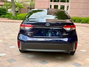 Toyota SUV 2020 d'occasion, conduite à gauche, intérieur cuir foncé, transmission automatique, régulateur de vitesse adaptatif (ACC), à vendre - Product Image 2