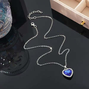 Colgante de Corazón de Plata Marcada con Sello y Zafiro, Cadena de Eslabones de Moda, Engaste de Bisel, Bañado en Rodio, Oro Rosa, Incrustaciones de Diamantes, Platino Principal - Product Image 4