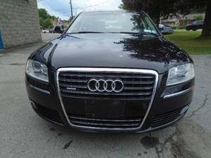 Vente en gros d'Audi A8 L AWD quattro 4 portes berline d'occasion 2010, sièges en cuir, caméra arrière, conduite à gauche, phares à LED, toit ouvrant - Product Image 2