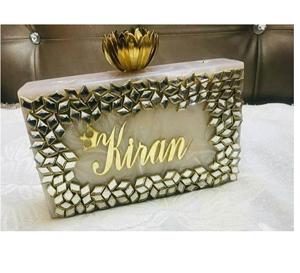 Pochette de type personnalisé en résine artisanale indienne pour femme - Product Image 3