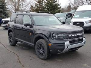 Ford Bronco Sport Badlands 2024, SUV Manual Turbo con Asientos de Cuero, Interior Oscuro, Volante a la Izquierda, en Venta - Product Image 4