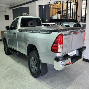 Toyota Hilux passablement usagé en stock Frais et propres Sans accident Conduite à gauche et à droite Meilleur prix - Product Image 2