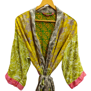 Peignoir en soie Robe d'été Bikini Cover Up Night Wear Robe longue, Kimono sari en soie recyclé vintage indien fait à la main, - Product Image 1