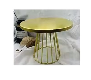 Soporte de pastel redondo para bodas, soporte de pastel de latón de diseñador con acabado dorado con cúpula de cristal, decoración de mesa para hoteles, soporte de exhibición de pasteles - Product Image 5