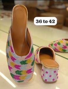 Chaussures ethniques élégantes Jutti brodées à la main pour femmes pour tous les jours et vêtements de fête pour un approvisionnement mondial - Product Image 5