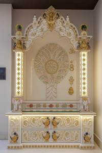 Templo Mandir Jain Blanco Tallado a Mano de Primera Calidad para Sala de Pooja, Templo Tradicional de Madera de Teca Blanca para el Hogar con Acabado Estilo Mármol, Mandir de EE. UU. - Product Image 4