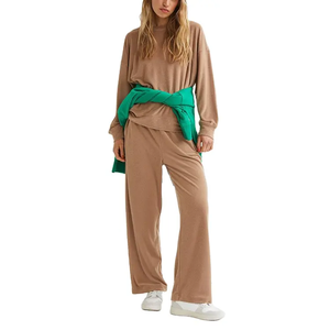 Survêtement en éponge personnalisé tendance OEM pour femmes survêtement unisexe de créateur simple survêtement vêtements de sport décontractés survêtement - Product Image 4