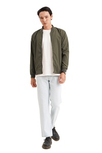 Vestes bomber matelassées slim pour hommes, chaudes pour l'hiver, de haute qualité, coupe-vent, respirantes, écologiques, personnalisables, très demandées - Product Image 4