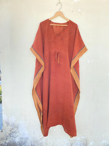 <b>Vintage</b> Red Indian Handmade Silk Kaftan for Her Lightweight and Quick Dry Perfect Gift for Summer Autumn Spring - Product Image 3