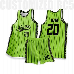 Ensemble d'uniformes de basket-ball sans manches réversible en maille 100% polyester de haute qualité personnalisé pour l'entraînement des hommes adultes - Product Image 1