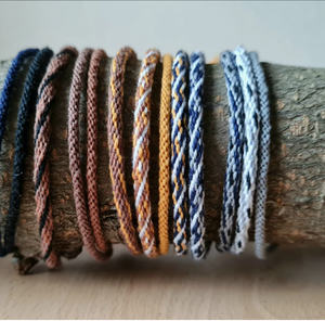 Juego de 2-5 pulseras de amistad o tobilleras unisex anudadas Chevron-coloridas-string-trendy-* PERSONALIZABLE * - Product Image 1