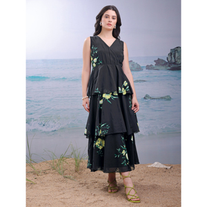 Purvaja Printed Abstract Ruffle Fit & Flare Maxi Dress para mujer, sin mangas con cuello en V, Georgette Flared Layered Design. - Product Image 6