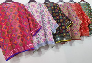 Chaqueta bordada Phulkari tradicional india de súper alta calidad-Chaqueta bordada hecha a mano India-Festival Kutch Banjara - Product Image 6