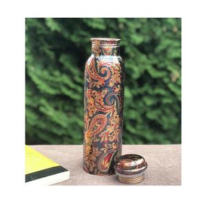 Botella de agua de cobre hecha a mano de estilo real para almacenamiento de agua pura Estilo de vida seguro y ecológico regalo perfecto para todas las ocasiones - Product Image 1