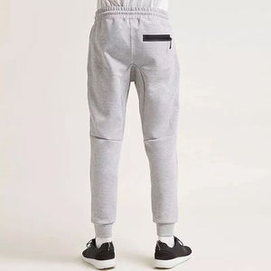 กางเกงวอร์มผู้ชายคุณภาพสูง น้ำหนักเบา สกรีนโลโก้ได้ กางเกงออกกำลังกายลำลอง วิ่ง จ็อกกิ้ง ขายส่ง กางเกงจ็อกกิ้งผู้ชายแบบเรียบ - Product Image 3