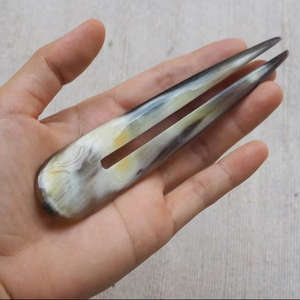 Palillo de pelo de cuerno de búfalo hecho a mano, estilo Vintage, moño clásico, accesorios para el cabello para mujeres de la India - Product Image 1