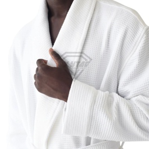 Abrigos de Albornoz térmicos personalizados de OEM para hombre, estilo de lujo, cálido, cómodo, tejido de rizo, capucha transpirable, cuello de talla grande para invierno - Product Image 3