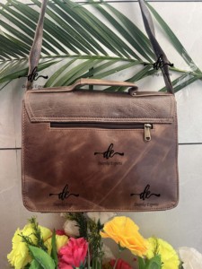 تصميم جديد حقيبة يد جلدية أصلية Crossbody صناعة يدوية رائجة البيع أنيق نسائي - Product Image 3