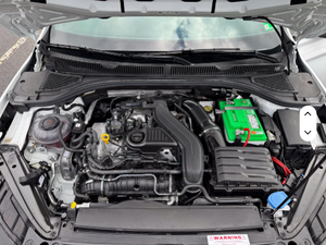 NUEVO Volkswagen Jetta Sport 2023 USADO, Volante a la Izquierda/Derecha - Product Image 2