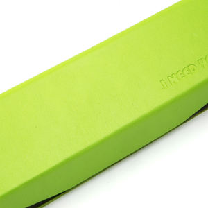 Estuche para gafas con logotipo personalizado en colores brillantes Hecho de cuero PU de alta calidad - Product Image 5