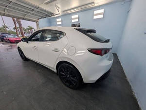 Mazda3 Hatchback 2.5 S 2023 Usado en Excelentes Condiciones - Product Image 4