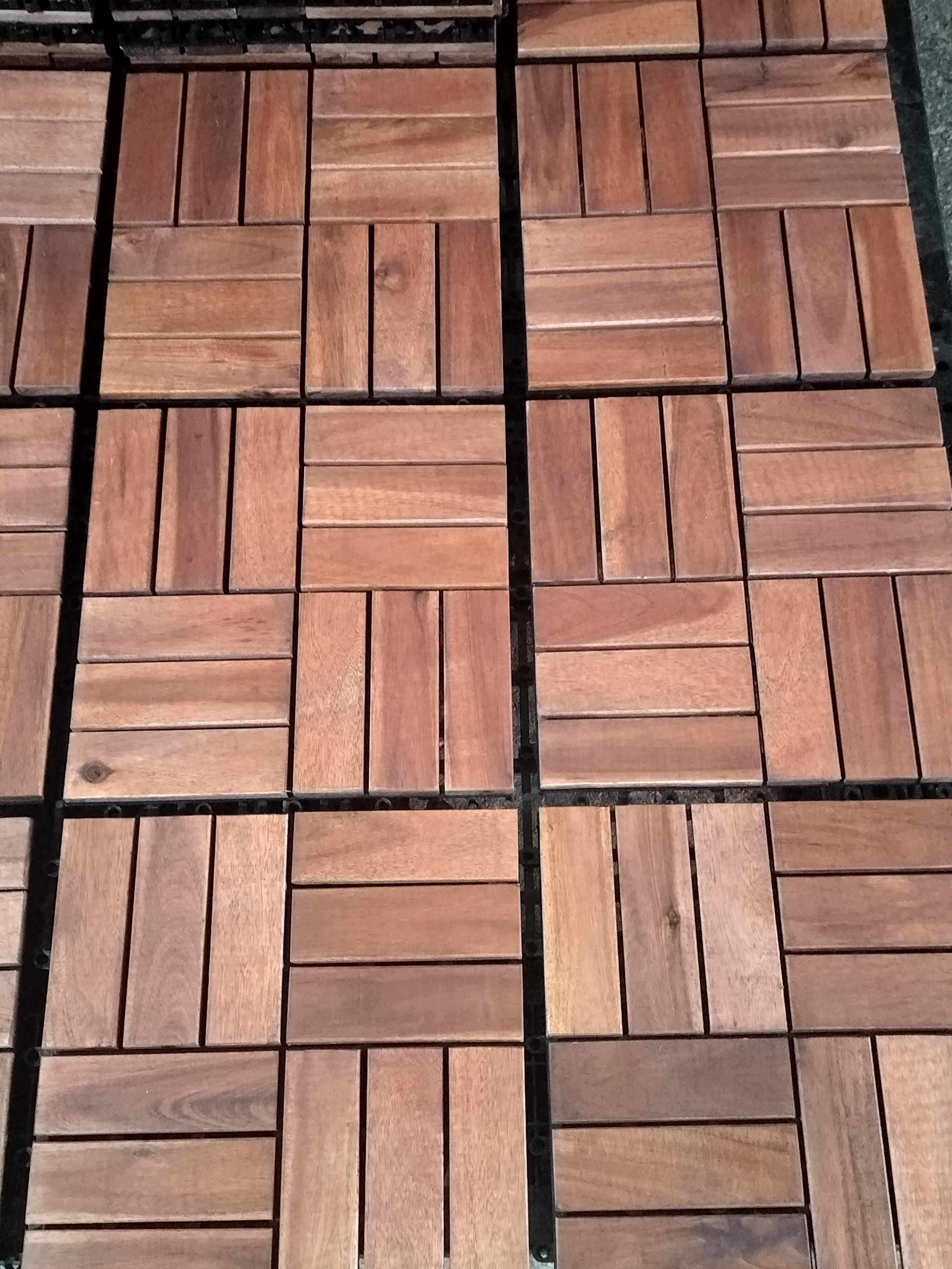 สีน้ำตาล