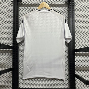 2025 nouveau Style couleur unie taille personnalisée hommes Football uniforme vêtements d'entraînement nouveau Style couleur unie équipe porter hommes Football uniforme - Product Image 4