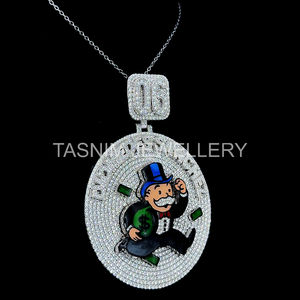 Moissanita Realista con Corte Brillante Helado, Certificada por GIA, Plata de Ley 06 DIOMEDES SANCHEZ, Chapado en Oro de 10K, Estilo Cristiano Hiphop - Product Image 3