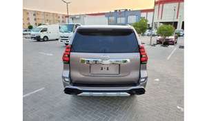 Berline d'occasion 2020, conduite à gauche, moteur essence atmosphérique >8L, transmission intégrale, boîte automatique, sièges en cuir R18, régulateur de vitesse adaptatif - Product Image 2