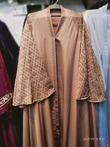 Abaya musulmana de la mejor calidad para mujer 2025 Nueva Abaya elegante de tamaño y colores personalizados para mujer en la mejor tela - Product Image 4