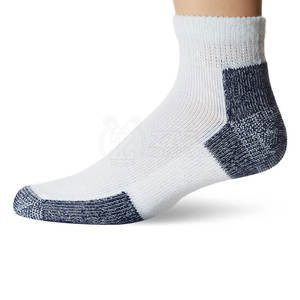 Chaussettes de rugby personnalisées avec logo, chaussettes de sport athlétiques hautement respirantes, chaussettes de rugby de haute qualité, en vente - Product Image 1