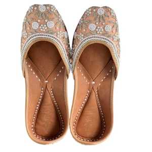 Fancy Khussa Women's Private Logo Size As Per Demand Women Wholesale Punjabi <b>Jutti</b> khussa Wedding Khussas Shoes footwear Bridal - Product Image 1