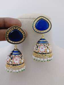 Ensemble de boucles d'oreilles Meenakari Jhumkas Bloom fleurs peintes à la main Collection unique de boucles d'oreilles faites à la main par des artisans - Product Image 4