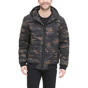 Meilleur grossiste de vêtements d'hiver de haute qualité col montant fermeture à glissière service OEM veste bouffante de rue teint en couleur unie - Product Image 1