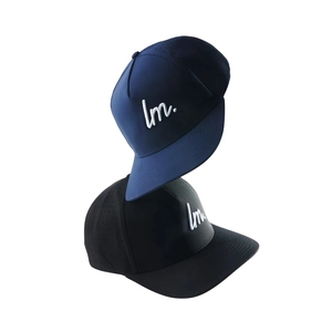 Casquettes de golf imperméables 5 panneaux personnalisées avec trous découpés au laser, logo brodé 3D, fermeture snapback, livraison rapide OEM - Product Image 5