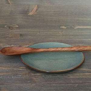 Juego de 2 Cucharas de Madera y Resina para Servir Ensaladas de la Mejor Calidad, Diseño Moderno, Tenedores de Acero Inoxidable y Bambú para Bodas - Product Image 1