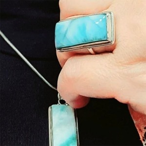 Anillo de Compromiso de Plata de Ley 925 con Estilo Vintage, Engaste de Bisel, Gran Gema de Larimar Azul, Joyería Hecha a Mano con Diamantes para Mujer - Product Image 3