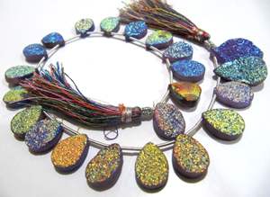 Ágata recubierta de Titanio Natural, cuentas en forma de pera Druzy púrpura, fabricación de joyas, hebra de cuentas de 10 pulgadas de largo - Product Image 3