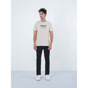T-shirt OCTAVE 100% coton, coupe classique, teint en pièce et sérigraphié, léger et compressé, design ajusté - Product Image 1