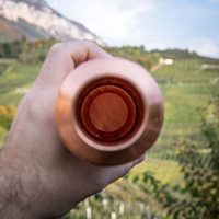 Bouteille d'eau en cuivre à prix abordable, conception martelée, fait à la main, qualité luxueuse, bouteille à prix raisonnable